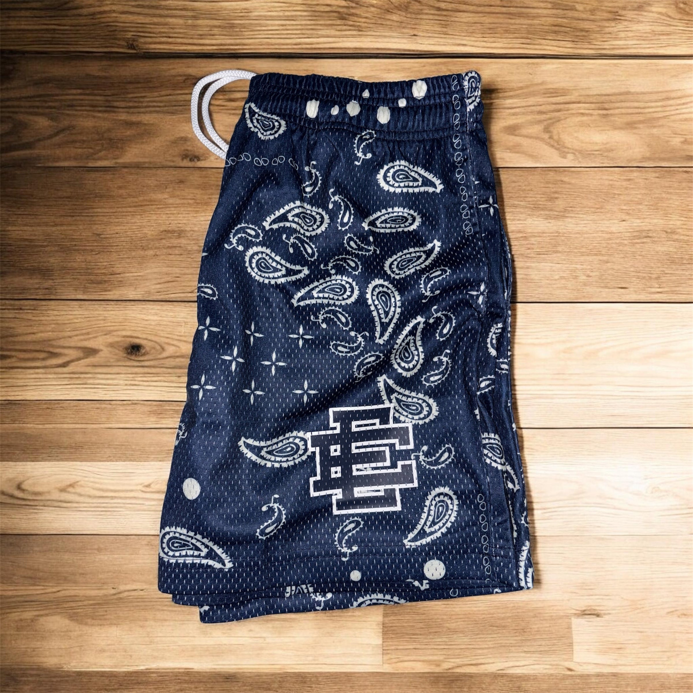EE Shorts