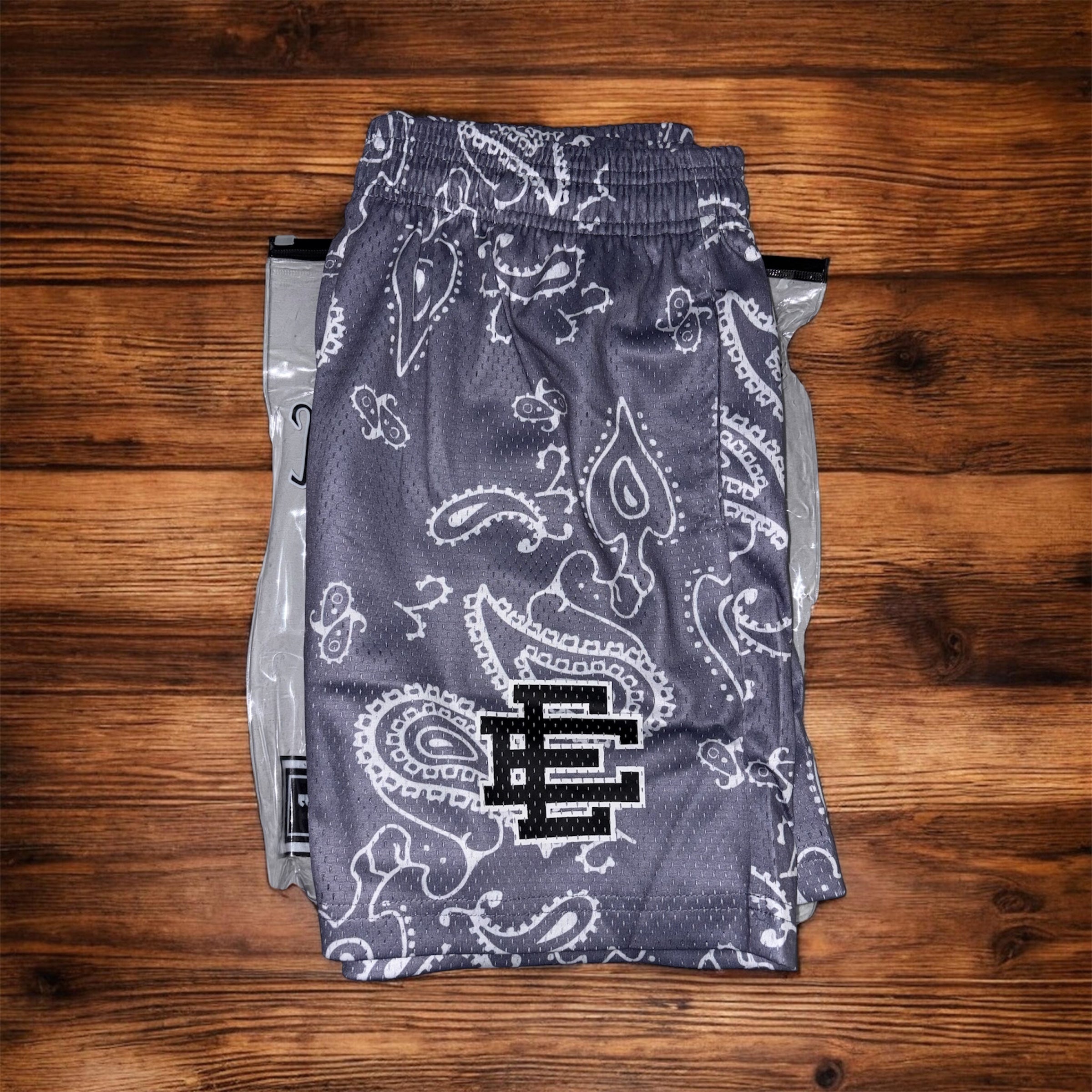 EE Shorts