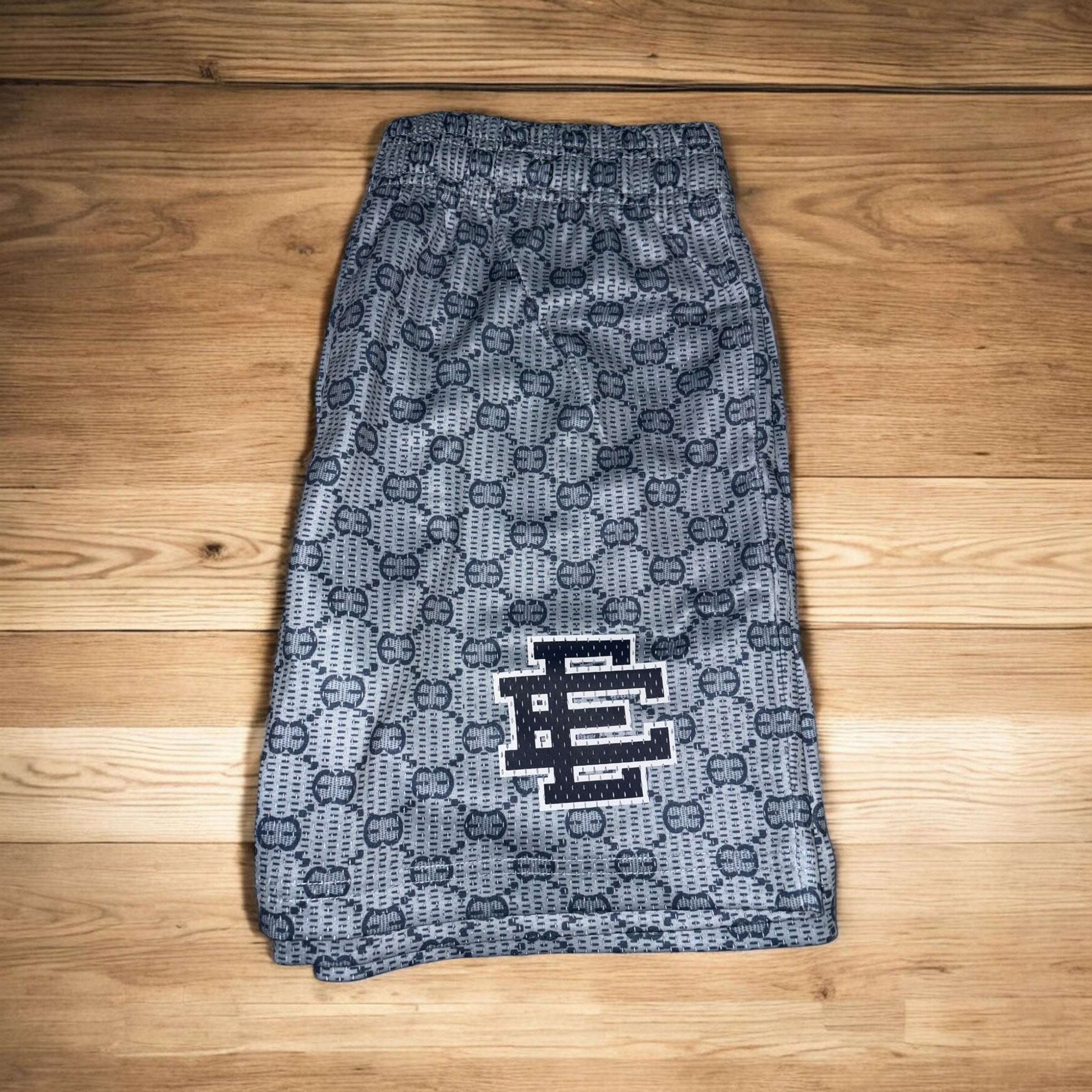 EE Shorts