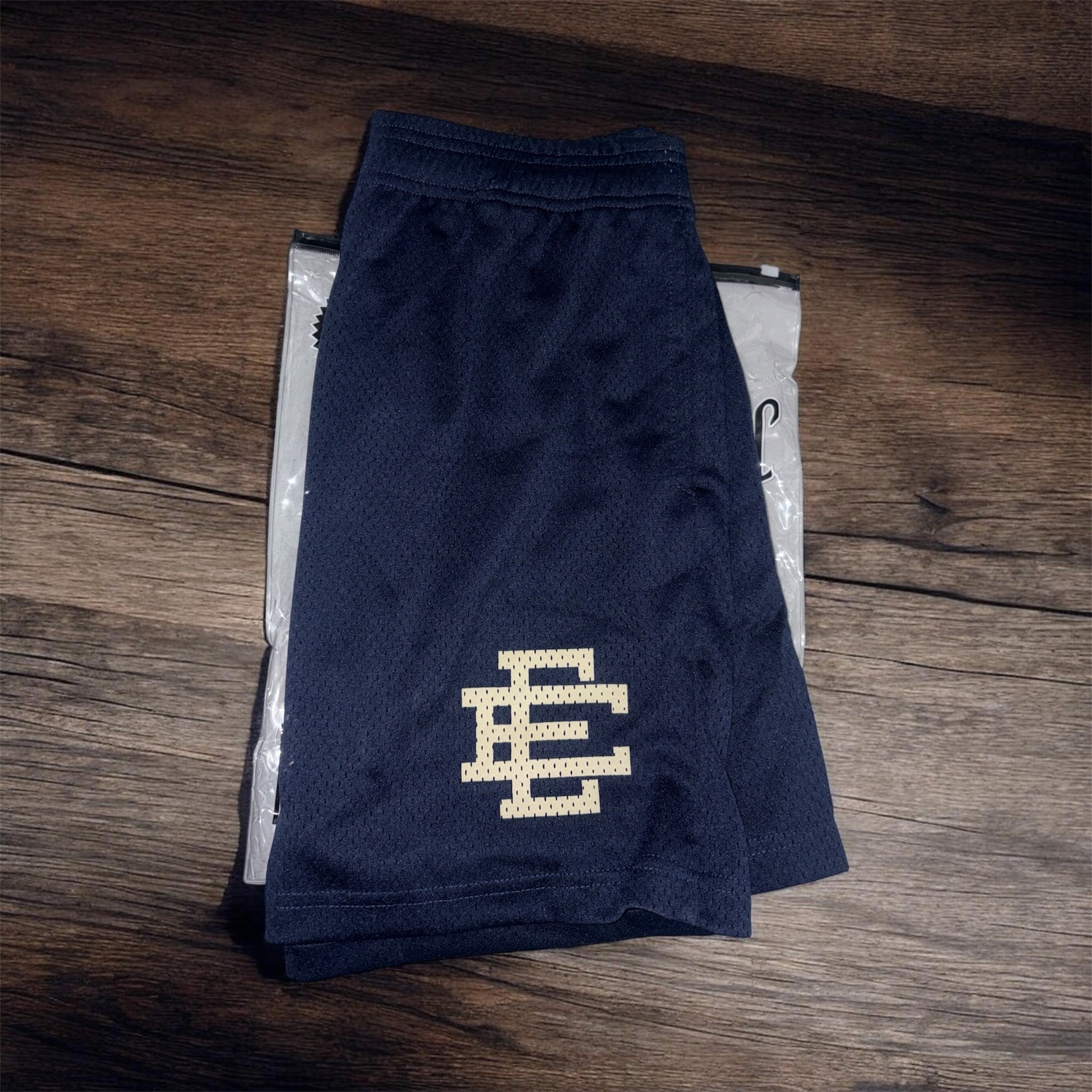 EE Shorts